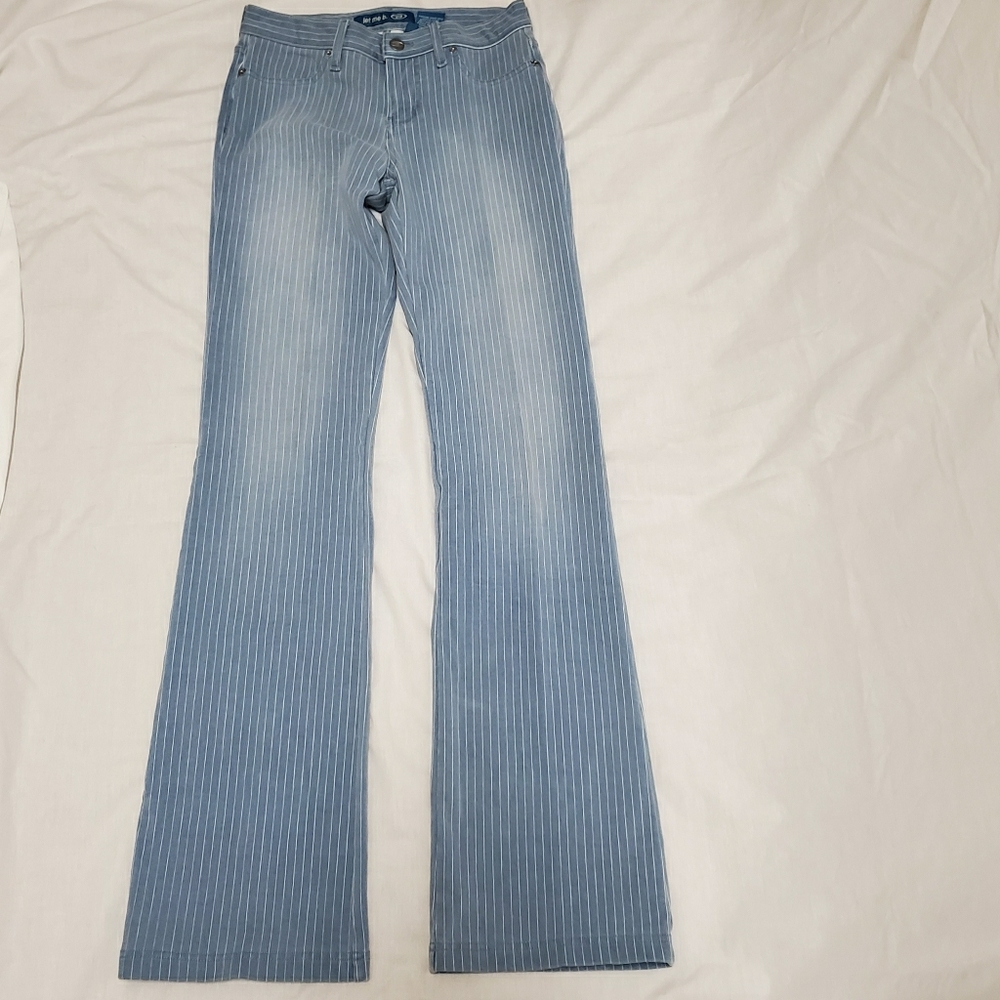 LET ME B. flared pinstripe pants, Size 3